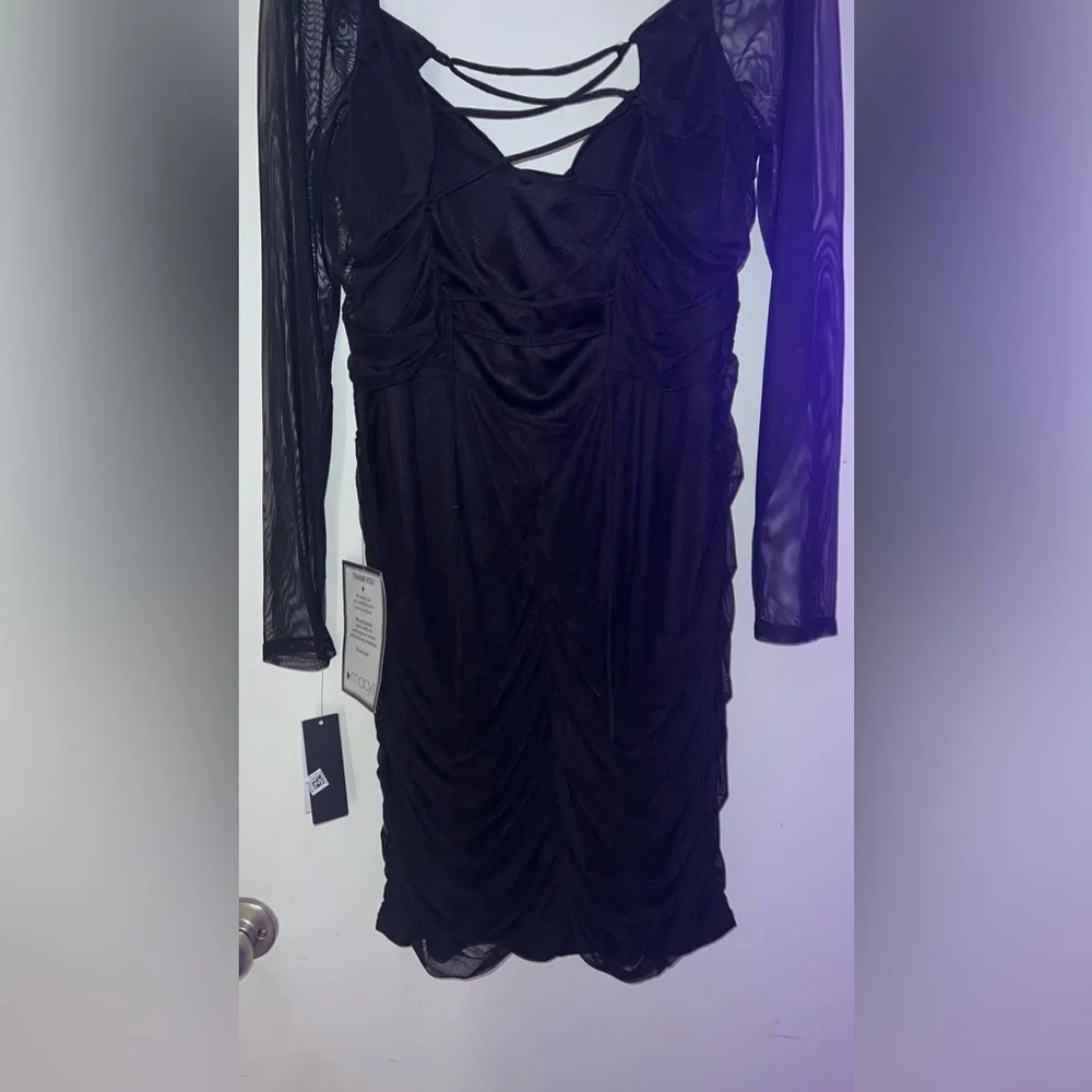 City Studio- Little black dress - Picture 3 of 5